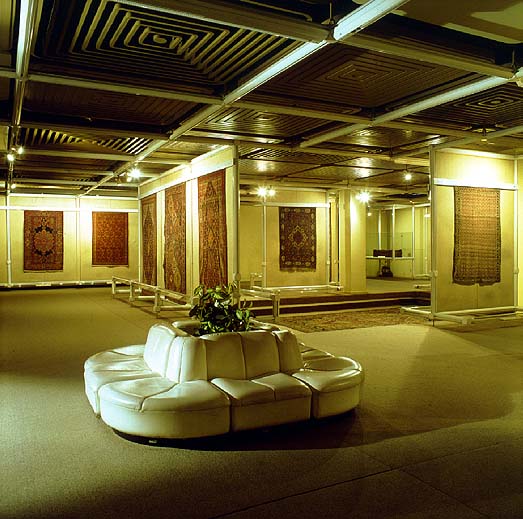موزه فرش ایران – تهران