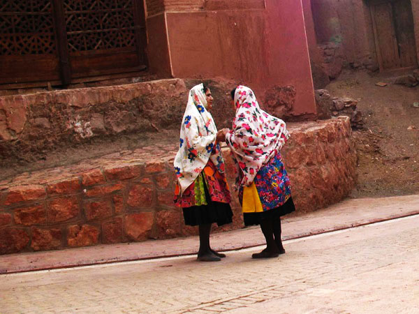 لباس محلی اصفهان2
