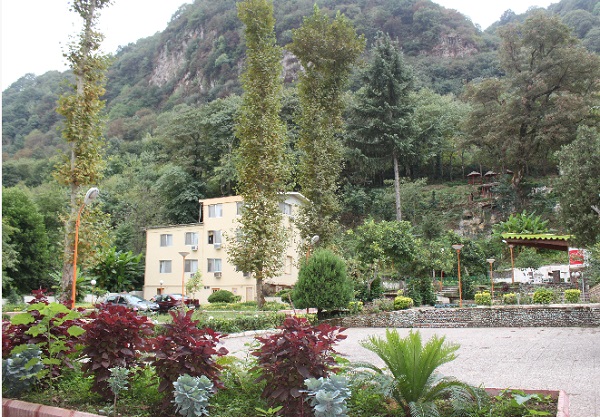 هتل فجر لاهیجان آبشار گیلان2