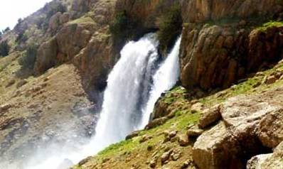 آبشار چکان – الیگودرز