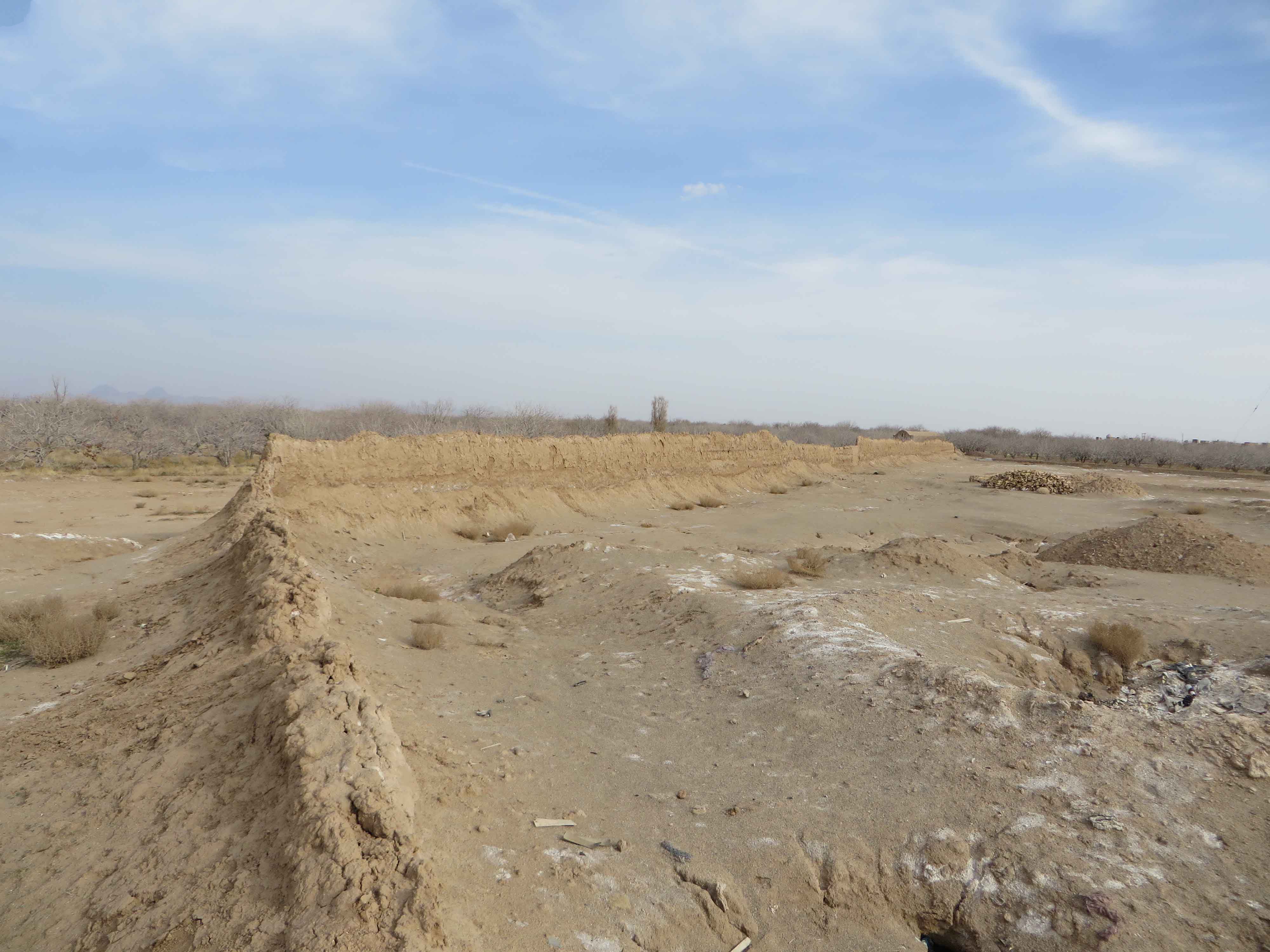حصار تاریخی روستای ترک آباد یزد