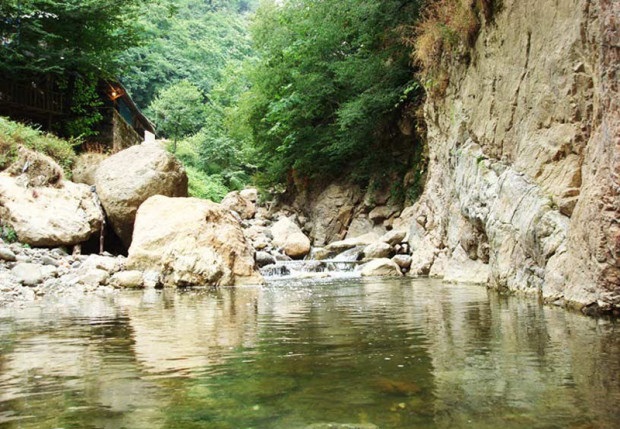 آبشار لارچشمه – استان گیلان