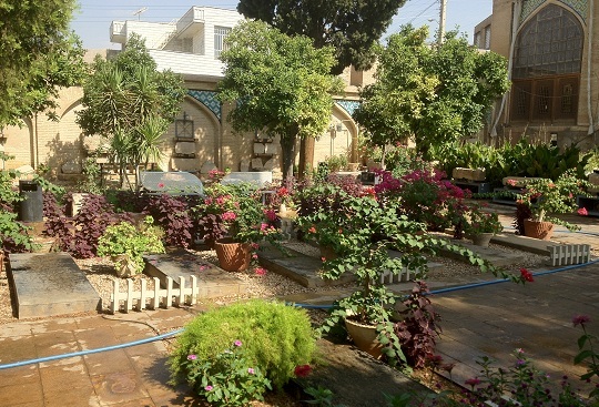 باغ چهل تن،شیراز