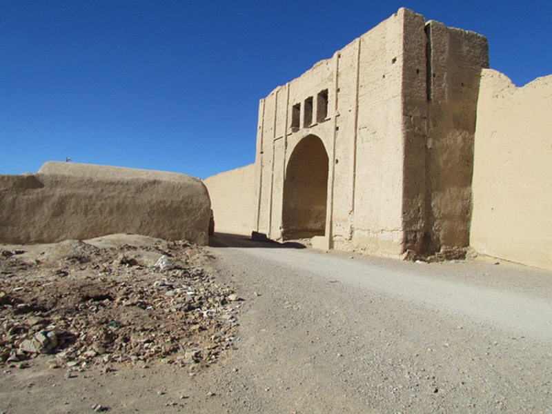 قلعه حاجی خان اسفندآباد